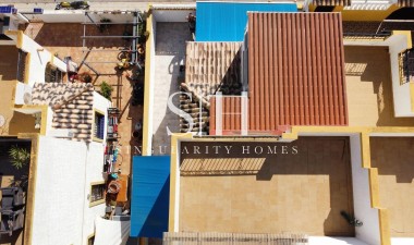 Återförsäljning - Villa - Torrevieja - Los balcones