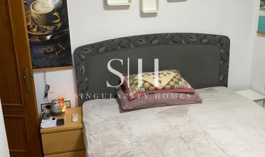 Återförsäljning - Villa - Torrevieja - Los balcones