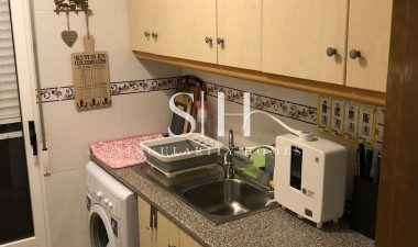 Återförsäljning - Villa - Torrevieja - Los balcones