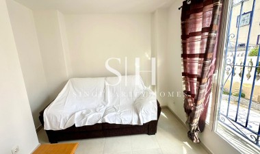 Odsprzedaż - Dom - Torrevieja - Carrefour