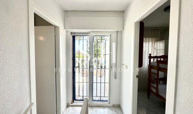 Odsprzedaż - Dom - Torrevieja - Carrefour