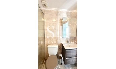 Odsprzedaż - Dom - Torrevieja - Carrefour