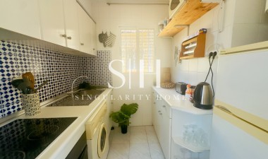 Wiederverkauf - Wohnung - Torrevieja - Aguas Nuevas