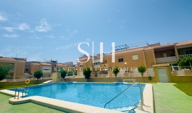 Wiederverkauf - Wohnung - Torrevieja - Aguas Nuevas