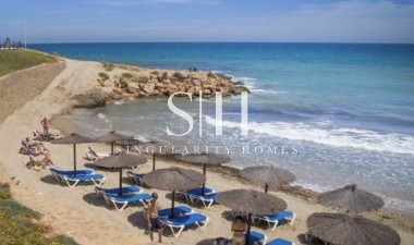 Resale - Villa - Orihuela Costa - Playa Flamenca