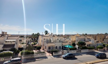 Resale - Villa - Orihuela Costa - Playa Flamenca