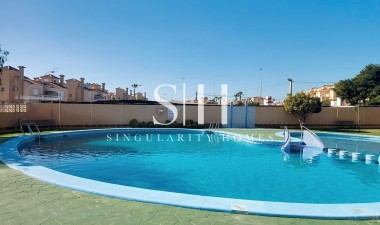 Resale - Villa - Orihuela Costa - Playa Flamenca