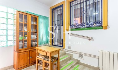 Resale - Villa - Orihuela Costa - Playa Flamenca