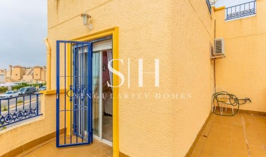 Resale - Villa - Orihuela Costa - Playa Flamenca