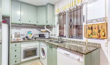 Resale - Villa - Orihuela Costa - Playa Flamenca