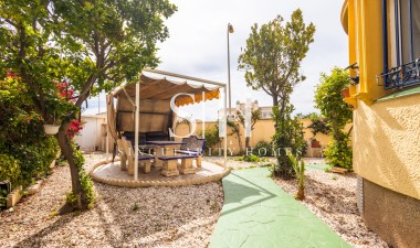 Resale - Villa - Orihuela Costa - Playa Flamenca