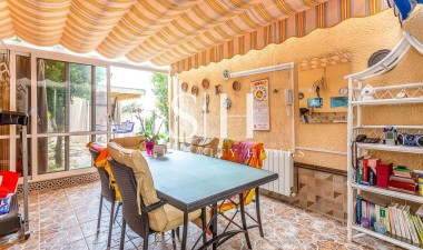 Resale - Villa - Orihuela Costa - Playa Flamenca