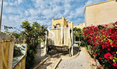 Resale - Villa - Orihuela Costa - Playa Flamenca