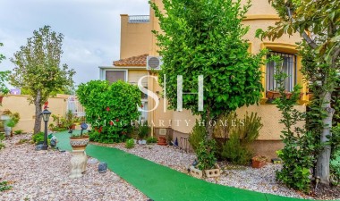 Resale - Villa - Orihuela Costa - Playa Flamenca