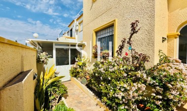 Resale - Villa - Orihuela Costa - Playa Flamenca