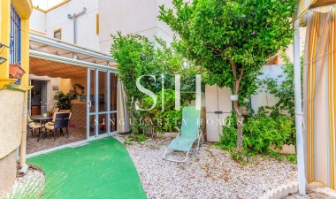 Resale - Villa - Orihuela Costa - Playa Flamenca