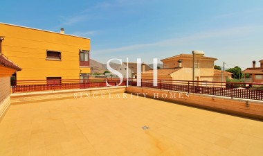 Перепродажа - Casa - Los Desamparados