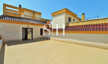 Перепродажа - Casa - Los Desamparados