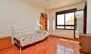 Перепродажа - Casa - Los Desamparados