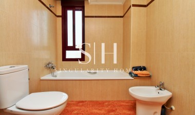 Перепродажа - Casa - Los Desamparados