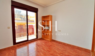 Перепродажа - Casa - Los Desamparados