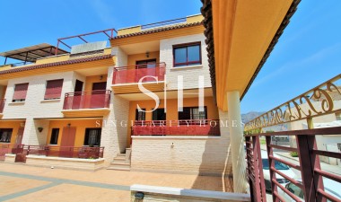 Перепродажа - Casa - Los Desamparados