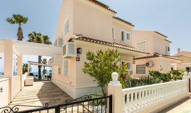 Odsprzedaż - Villa - Torrevieja - Torreblanca