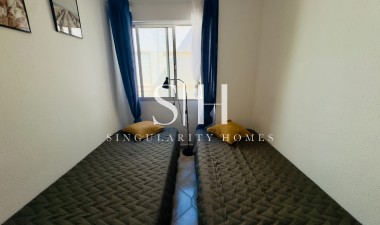 Resale - Apartment / flat - Torrevieja - La Mata