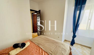 Resale - Apartment / flat - Torrevieja - La Mata