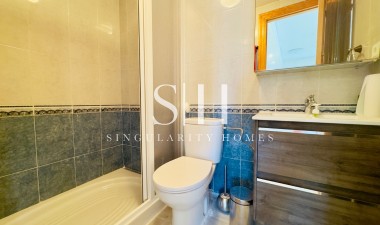 Resale - House - Torrevieja - La siesta