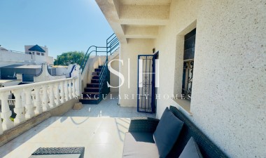 Resale - House - Torrevieja - La siesta