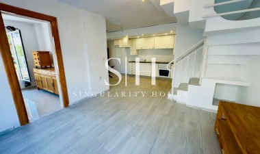 Resale - House - Torrevieja - La siesta