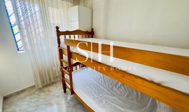 Resale - House - Torrevieja - La siesta