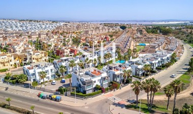 Wiederverkauf - Bungalow - Orihuela Costa - Costa Blanca