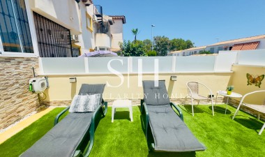 Resale - House - Orihuela Costa - La Regia