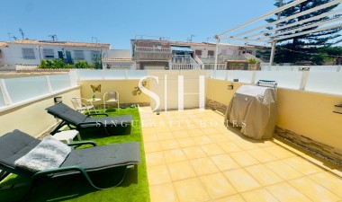 Resale - House - Orihuela Costa - La Regia