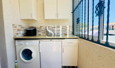 Resale - House - Orihuela Costa - La Regia