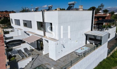 Resale - Villa - Bigastro