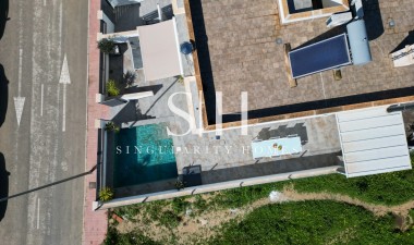 Resale - Villa - Bigastro