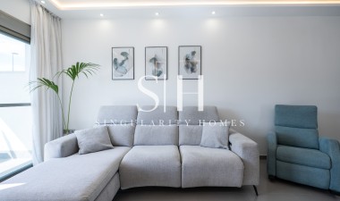 Resale - Villa - Bigastro