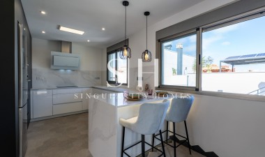 Resale - Villa - Bigastro