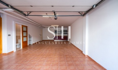 Resale - Villa - Bigastro