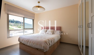 Resale - Villa - Bigastro