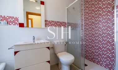 Resale - Villa - Bigastro