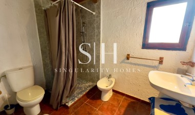 Resale - Villa - Dolores