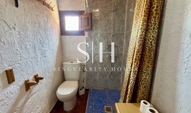 Resale - Villa - Dolores