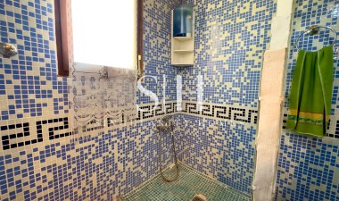 Resale - Villa - Dolores