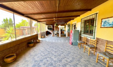 Resale - Villa - Dolores