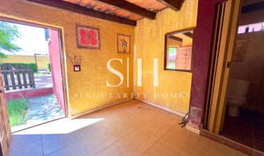 Resale - Villa - Dolores