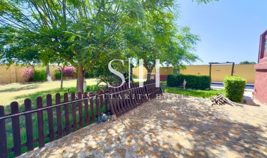 Resale - Villa - Dolores